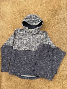 Rare Outdoor Voices Rectrek Anorak Set // Two-Piece Hoodie & Joggers // XS